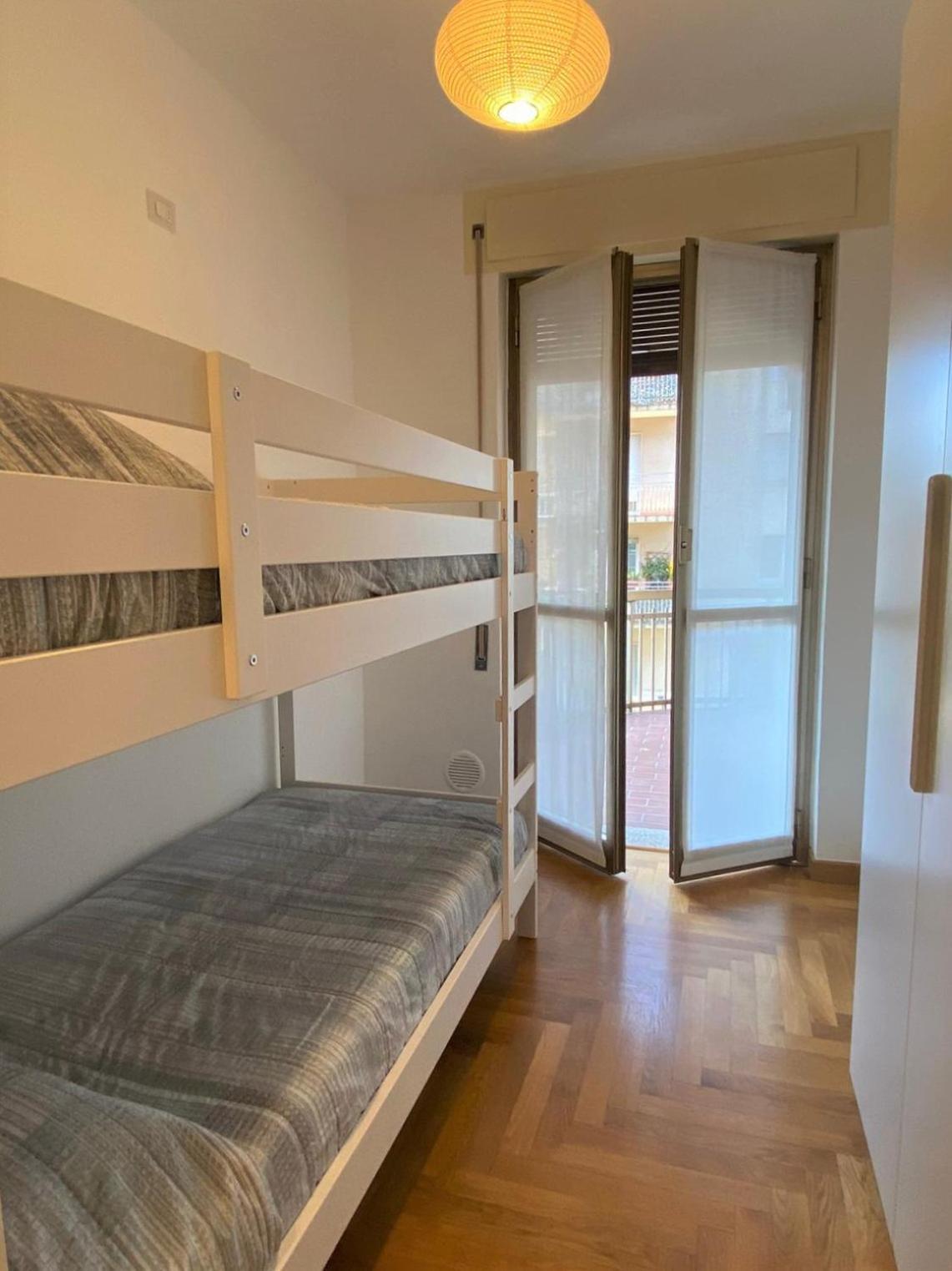 The Little Duck - Modern Apartment With Balcony Como Exteriér fotografie